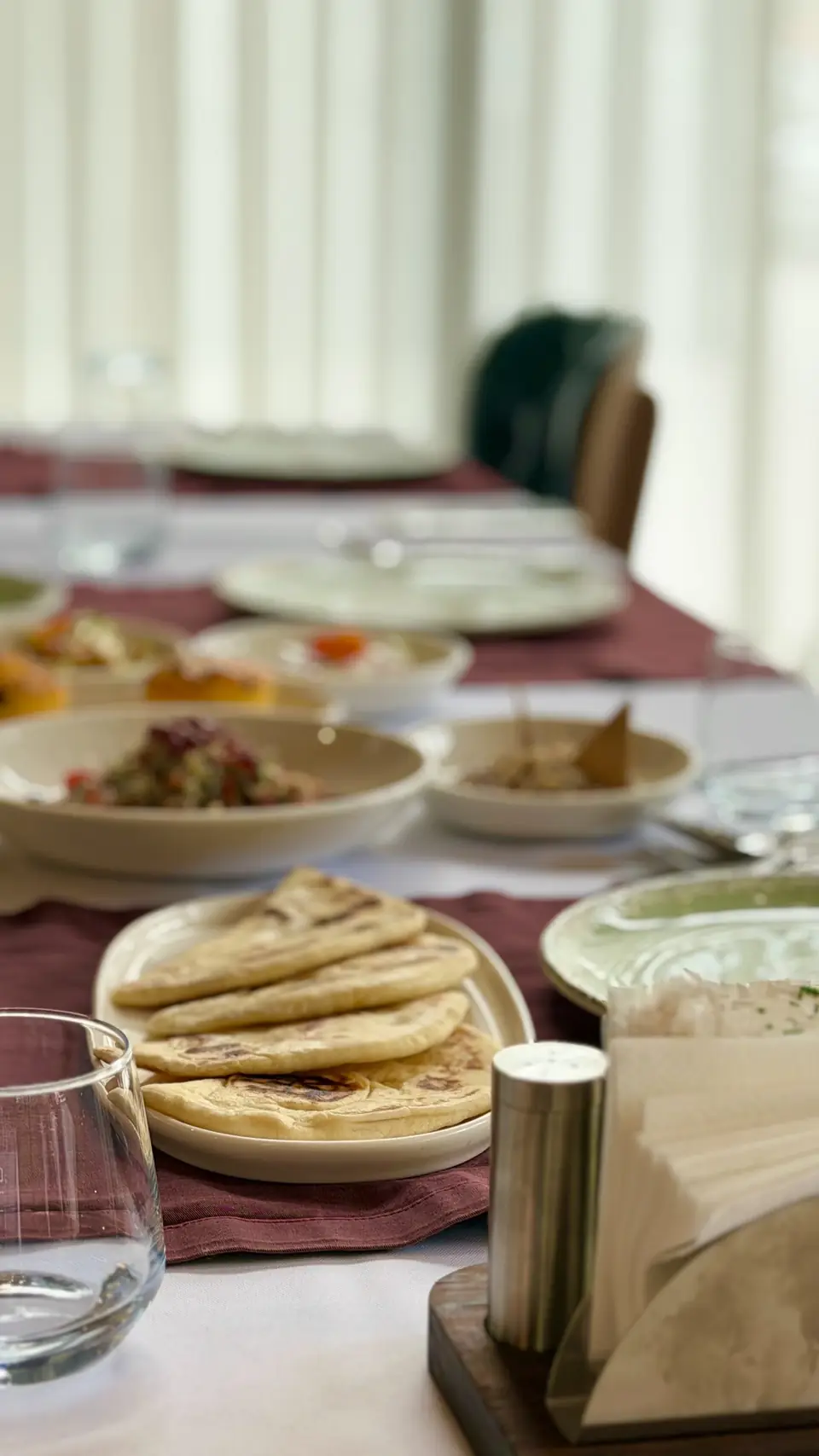 Kurulmuş sofra